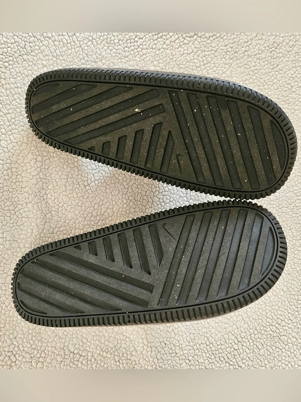 Nike Black Slides Sandals Size 10 – Worn Once
